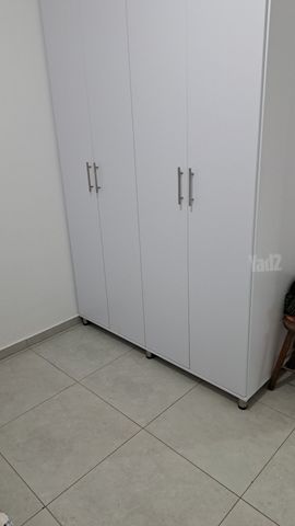 ארונות