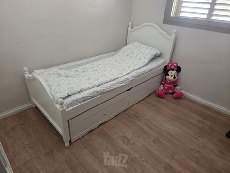 מיטה נוער