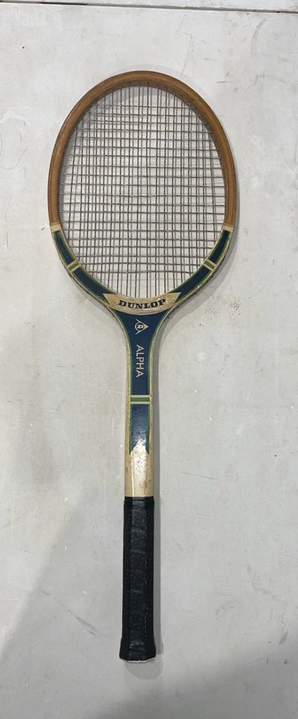 מחבט וינטג׳ Dunlop alpha