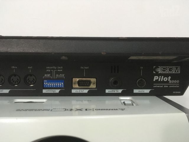 פיקוד תאורה SGM Pilot 2000