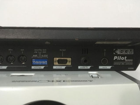 פיקוד תאורה SGM Pilot 2000