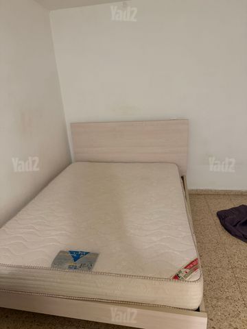 מיטה זוגית עם מזרון״הולנדיה״