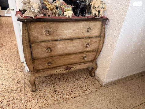 שידת וינטג׳