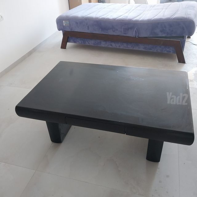 שולחן