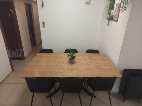 שולחן
