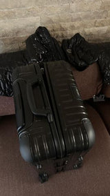 מזוודת RIMOWA x Moncler