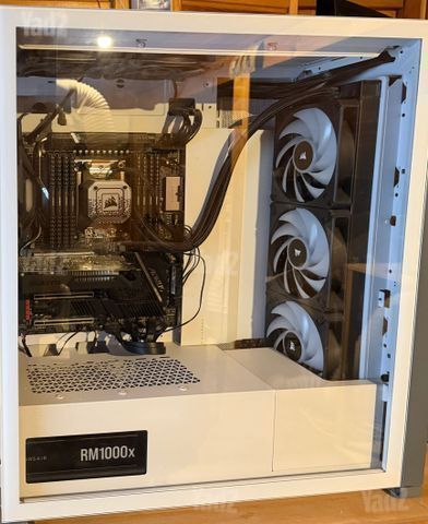 תחנת עבודה Threadripper 3990X
