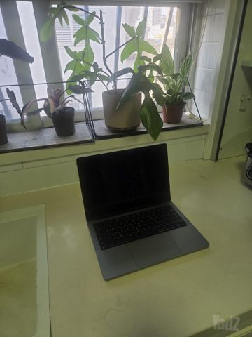 MacBook Pro M1 Pro 16GB 1TB