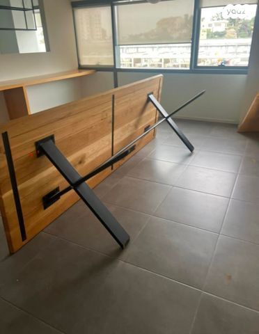 שולחן 300