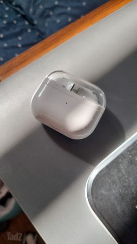 Galaxy Buds 3  Charging Case
