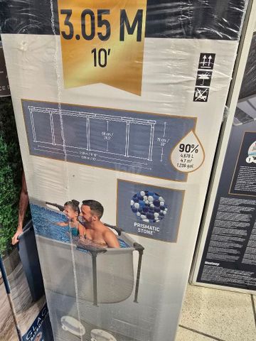 בריכה ביתית