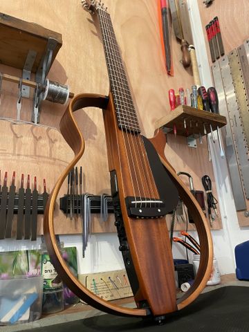 גיטרה SLG200 S