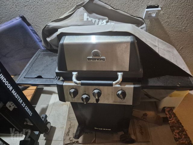 מנגל גז Broil King