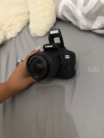 מצלמת קנון EOS 2000d