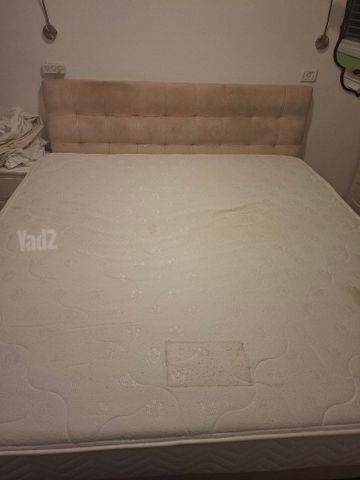 מיטה ענקית 200×200