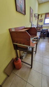 שולחן צורפות