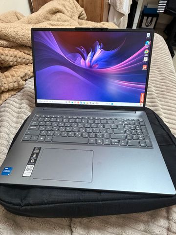 Lenovo IdeaPad Slim 3 16