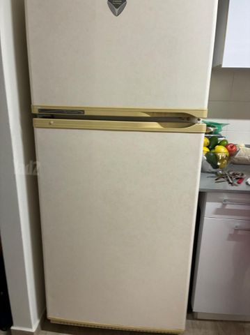 למסירה מקרר אמקור