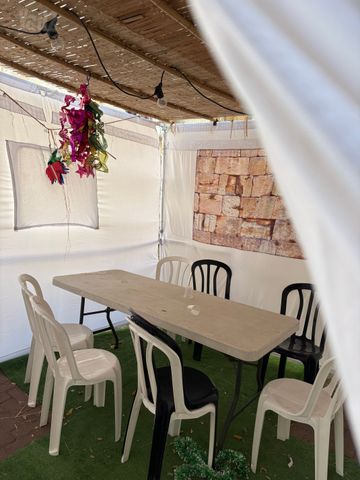 סוכה למכירה