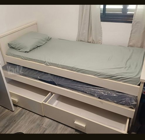 מיטת יחיד + חבר