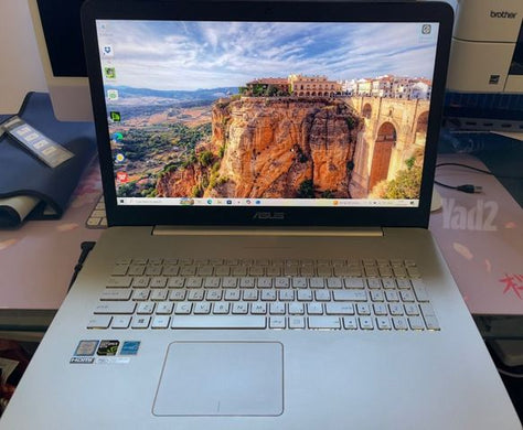 מחשב נייד Asus