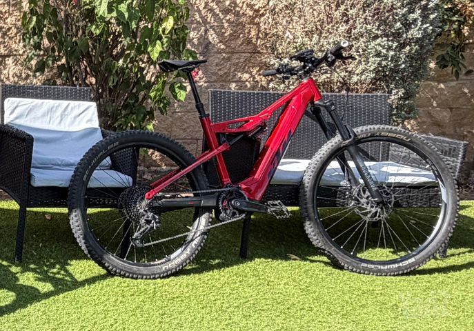KTM MACINA KAPOHO 7973 2022 L