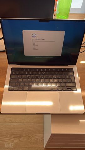 MacBook Pro M1 (2021) | 512GB