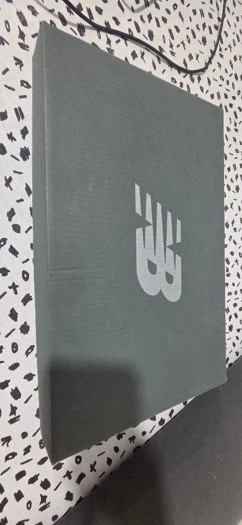 נעלי נו באלנס 9060