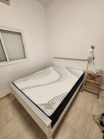 מיטה ומזרון