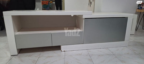 שולחן ומזנון