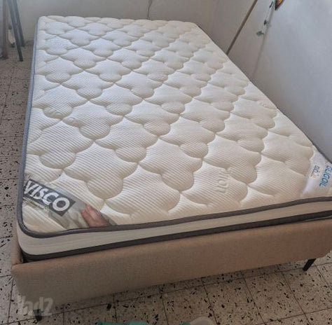 מיטה ומזרן