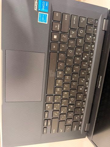 מחשב נייד ASUS ExpertBook