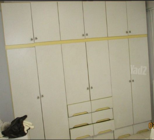 ארונות
