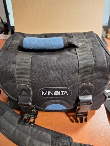 מצלמה Minolta Dynax5