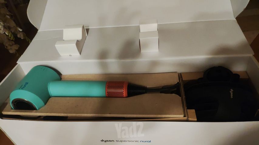 מייבש השיער Dyson  HD16
