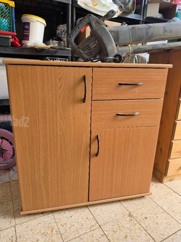 ארונית