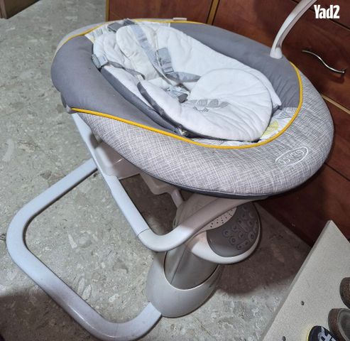 נדנדה לתינוק