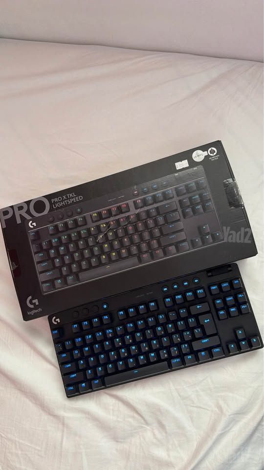 מקלדת Logitech Lightspeed