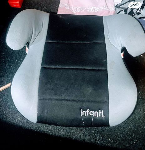 כיסא הגבהה לרכב