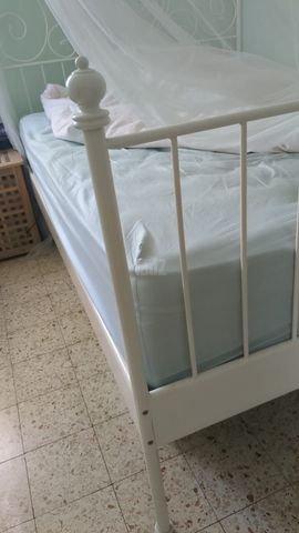 מסגרת מיטה 140/200