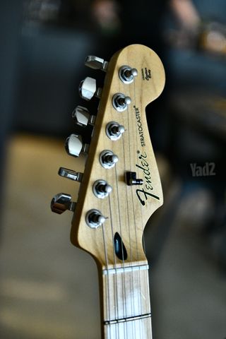 Fender Stratocaster  מצב חדש