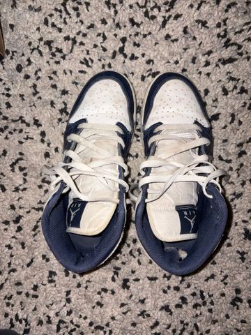 Air Jordan 1 Mid "Obsidian"