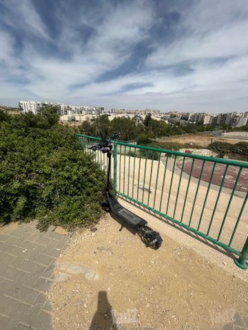 נאמי סטלר 52v