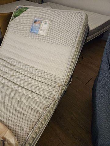 מיטת הולנדיה