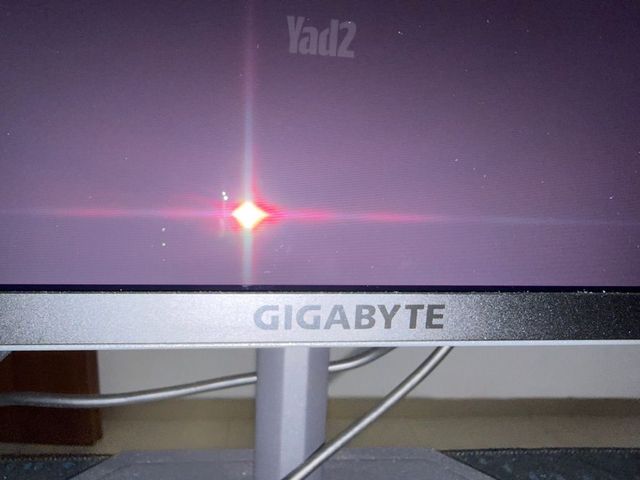 Gigabyte MO32U2