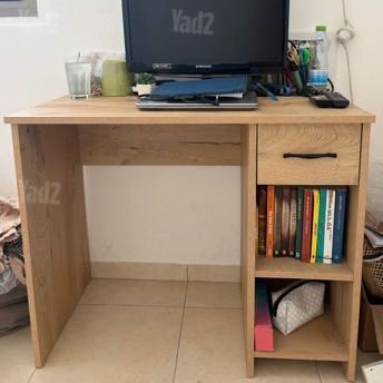 שולחן כתיבה