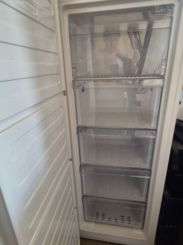 מקפיא של BEKO