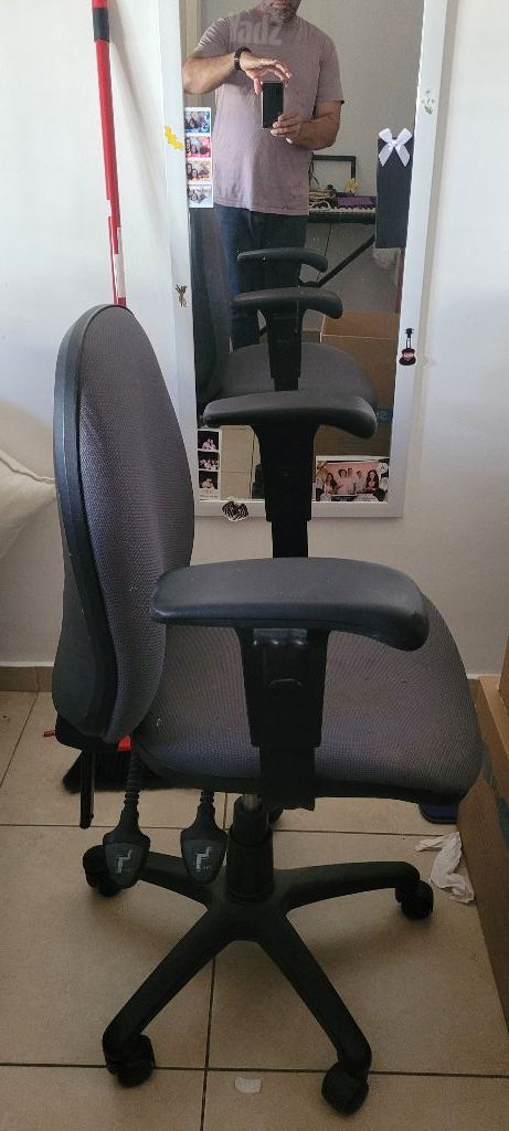 כסא משרדי