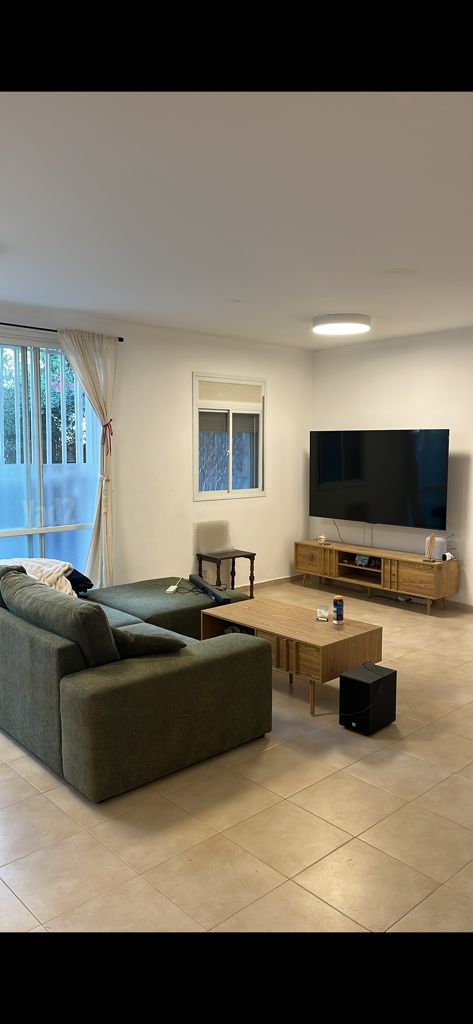 טלויזיה tcl 75” p7k QLED 4k