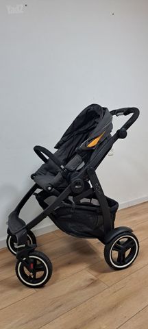 עגלת תינוק